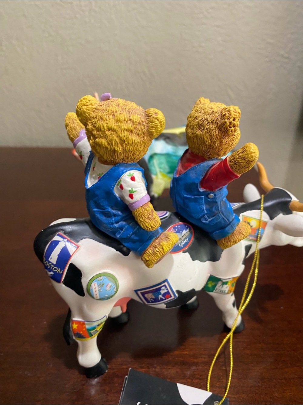 Set of 4, Cow Parade Cow Figurines, (All Discontinued) Hand Painted - Picture 6 of 10